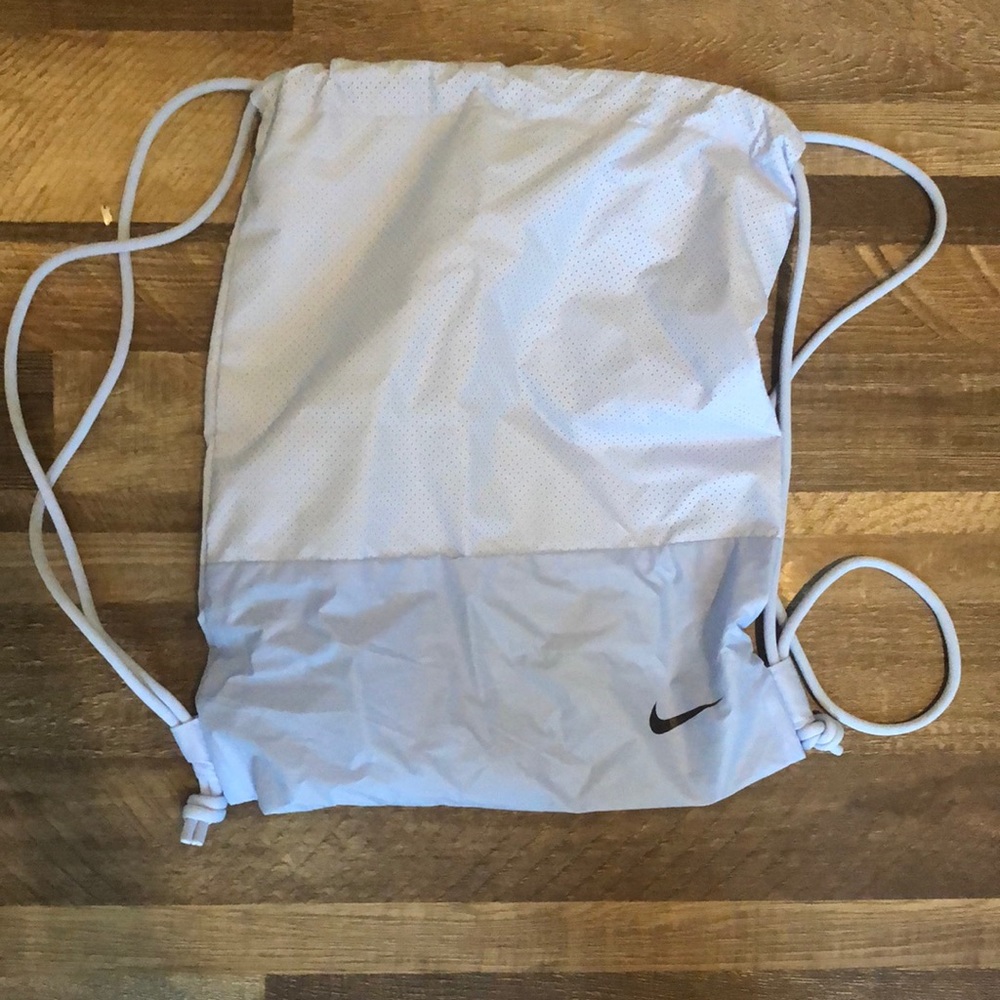 Nike drawstring bags
